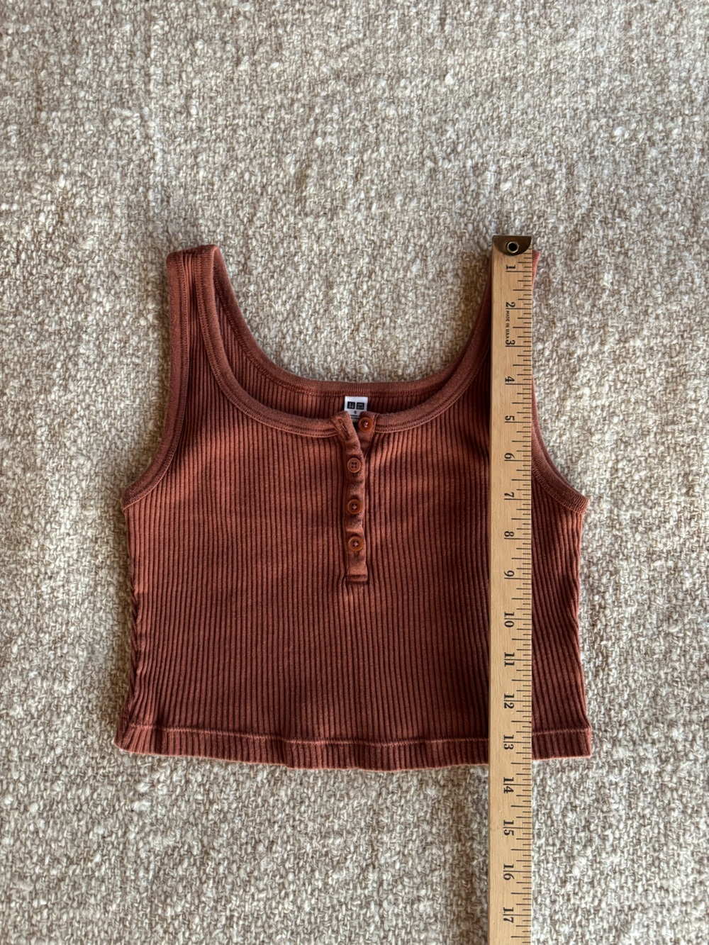 Uniqlo Ribbed Crop Top - Picture 6 of 6
